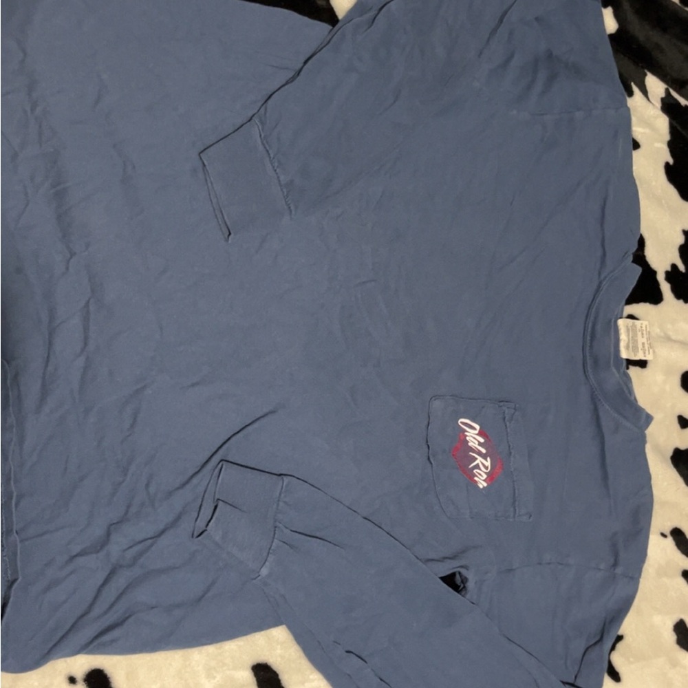 Blue Long Sleeve Tees for Everyday Comfort